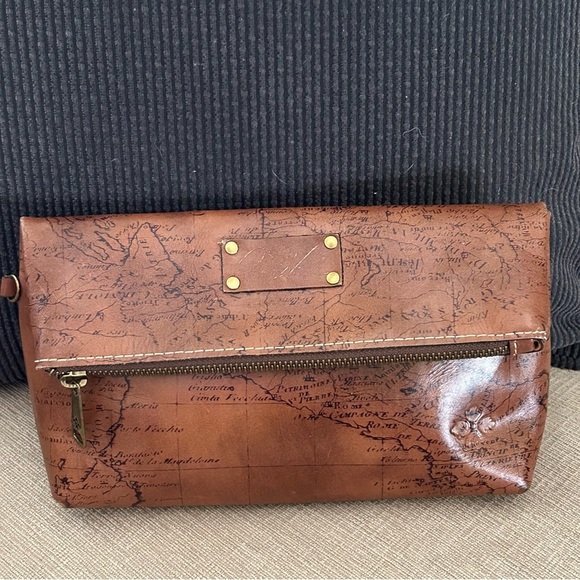 Patricia Nash Valerie Fold Over Clutch - Picture 1 of 10